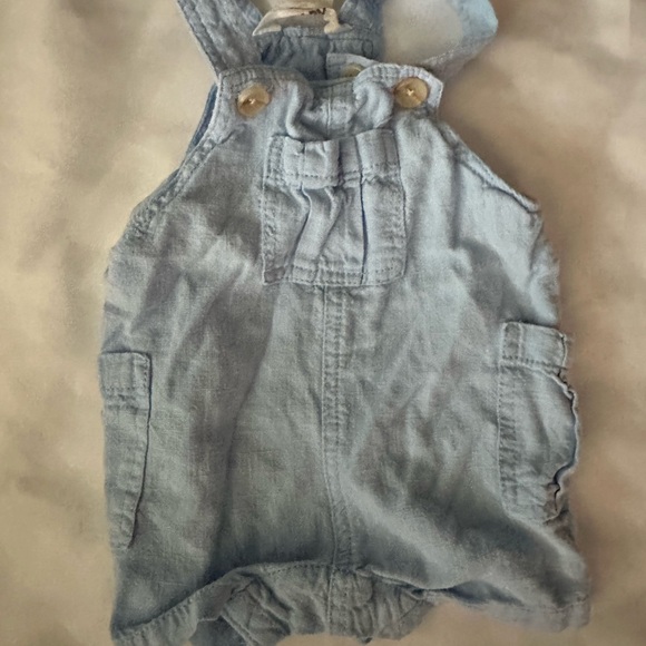 Assorted Baby Rompers and Outfits - Picture 4 of 8